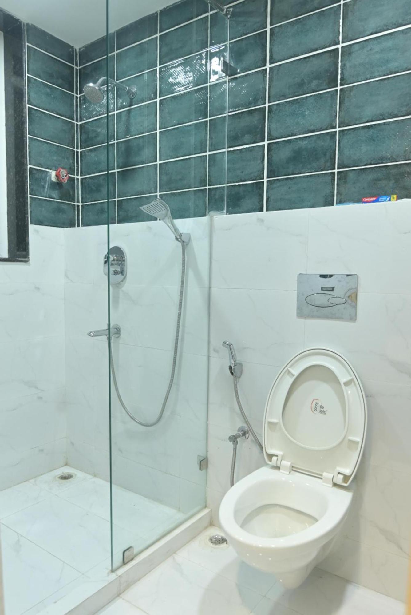 Nk7 Newtown Hotel Kalkutta Kültér fotó